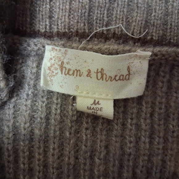 Hem & Thread Taupe Knit Cardigan, Womens Size Medium - Picture 4 of 6